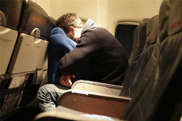 MyPillow™ - Le nouveau Oreiller coussin air gonflable pour voyager la tête reposée en avion ou en voiture