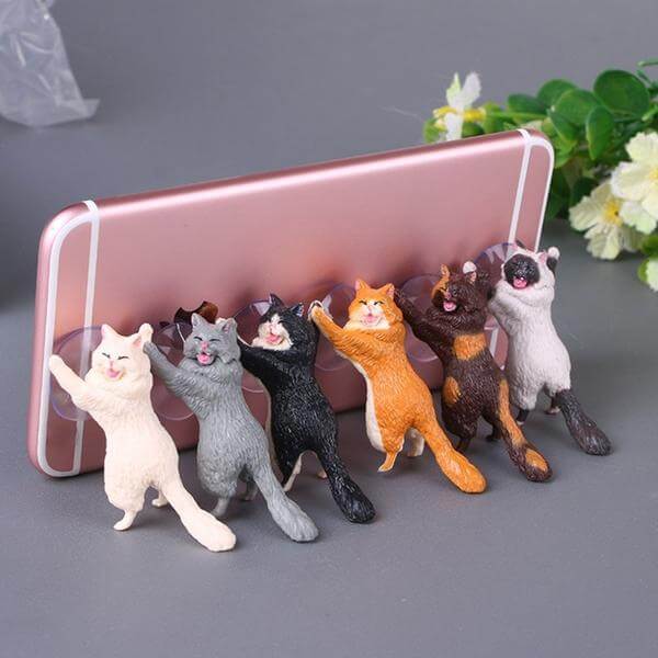 Support de smartphone par la force de chats mignons